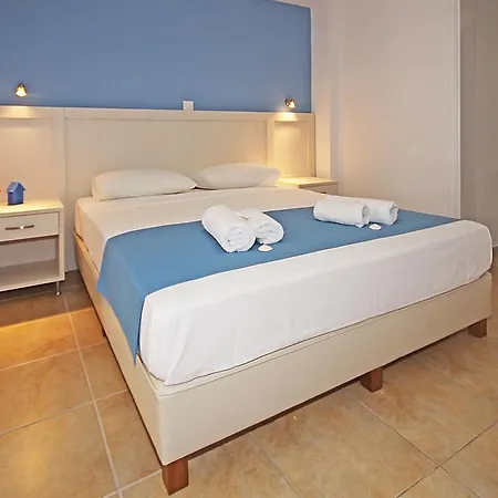 Garden View Néosz Marmarász